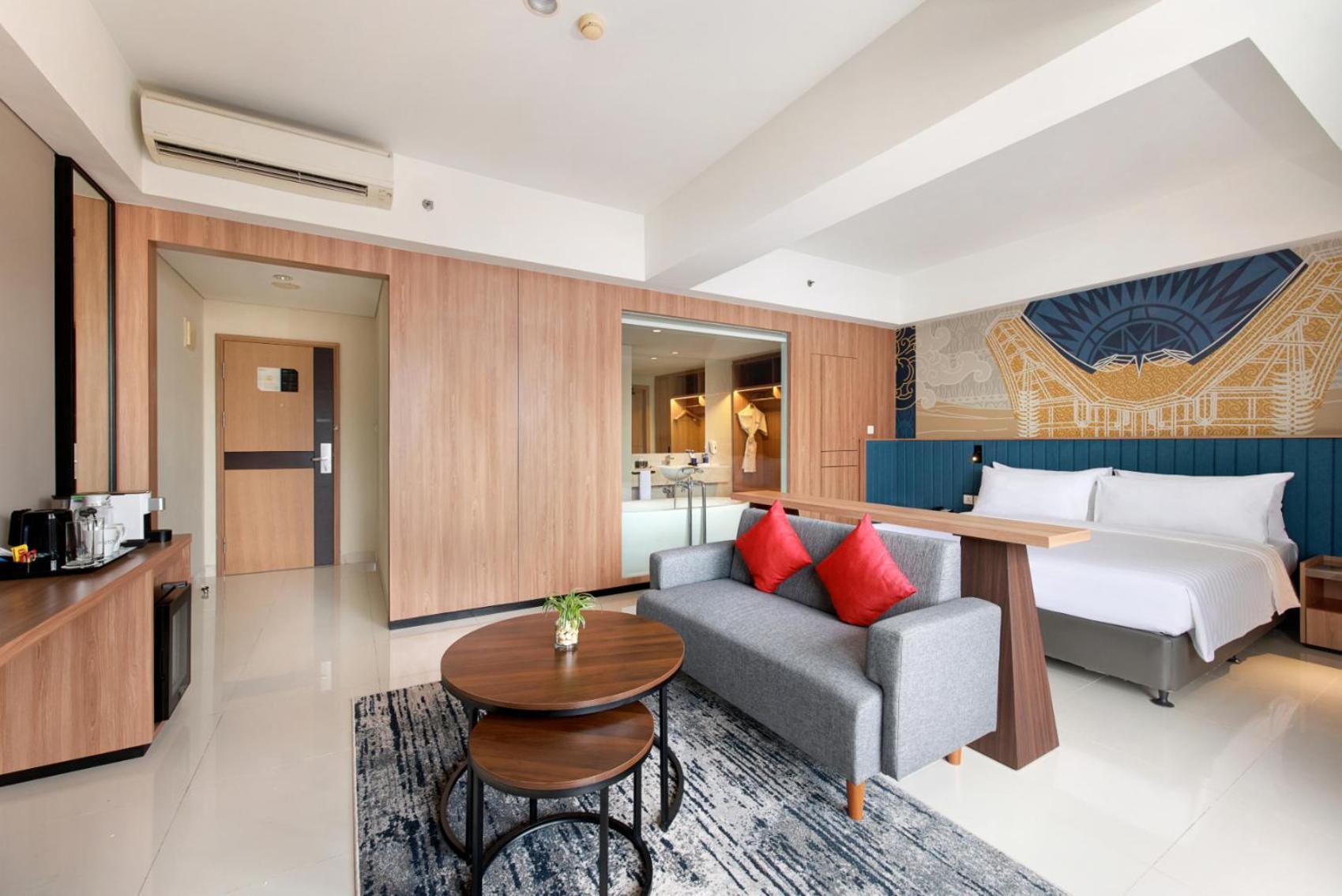 Aston Inn Pantai Losari Makassar Macáçar Exterior foto