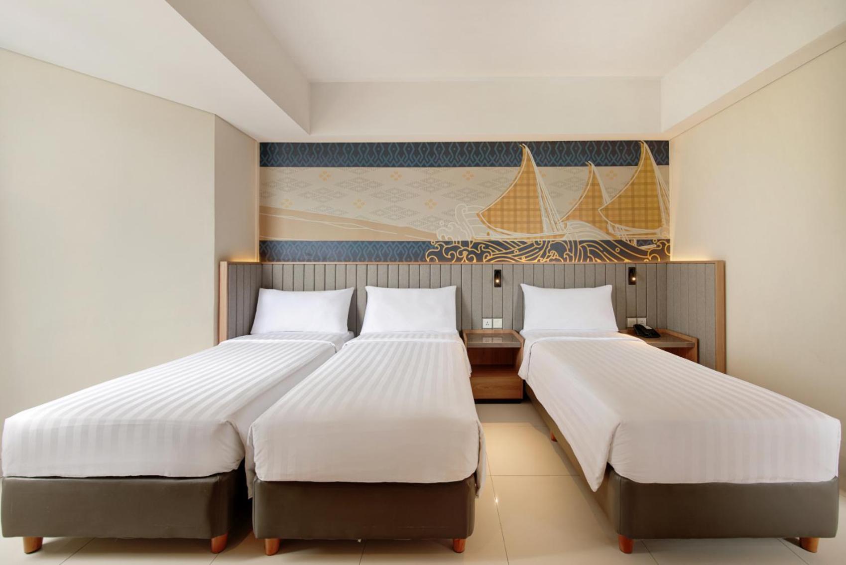 Aston Inn Pantai Losari Makassar Macáçar Exterior foto