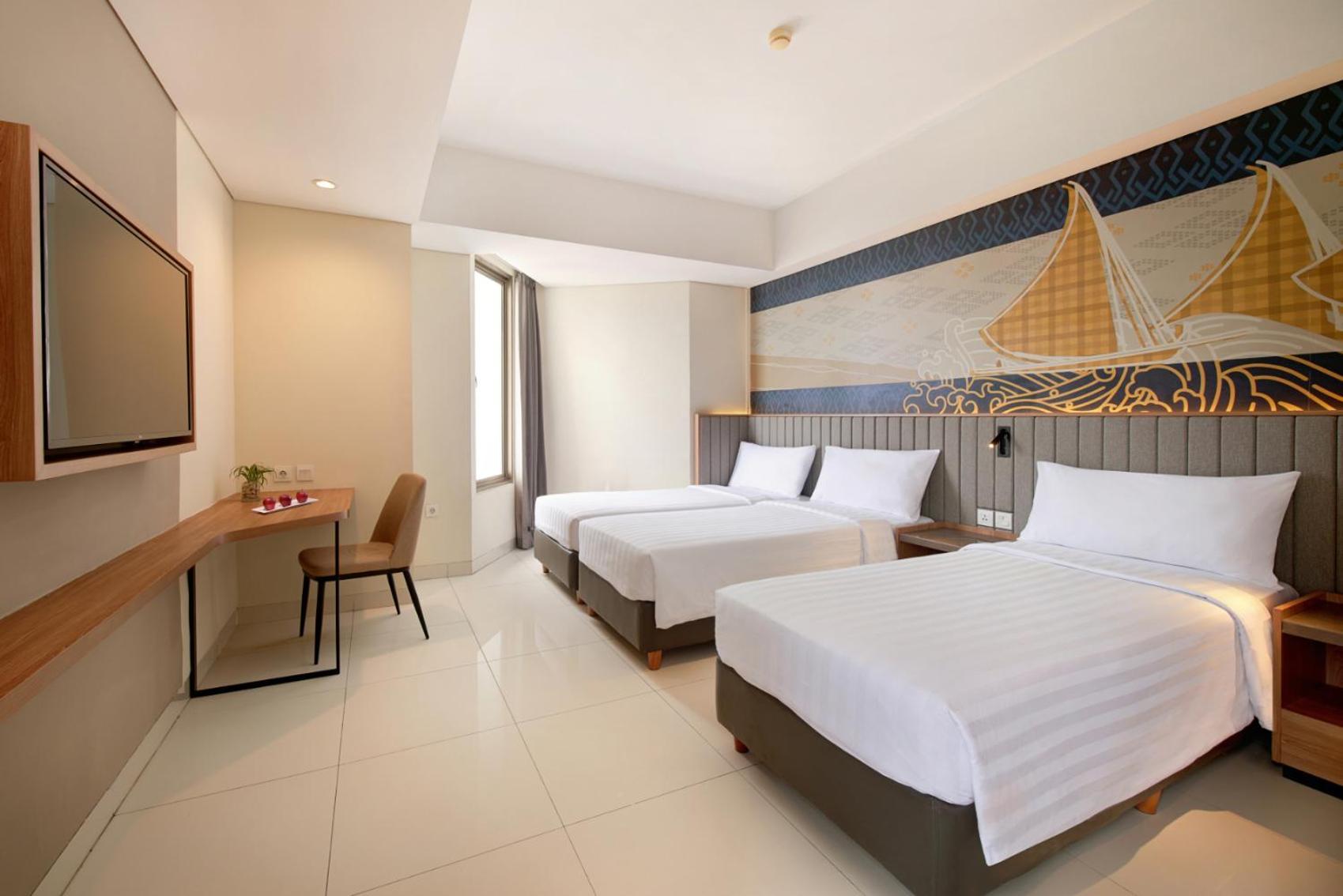 Aston Inn Pantai Losari Makassar Macáçar Exterior foto